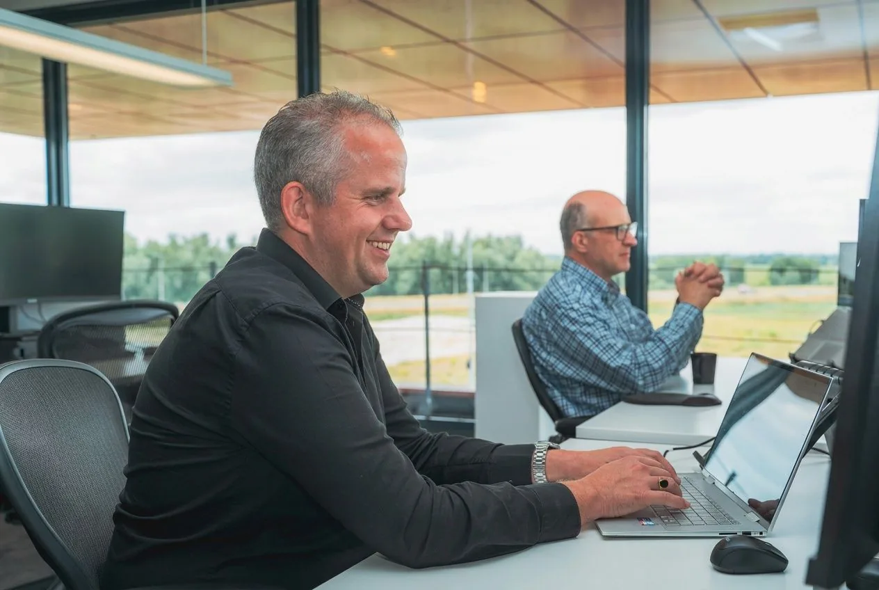 Het SOWEDO-team aan het werk
