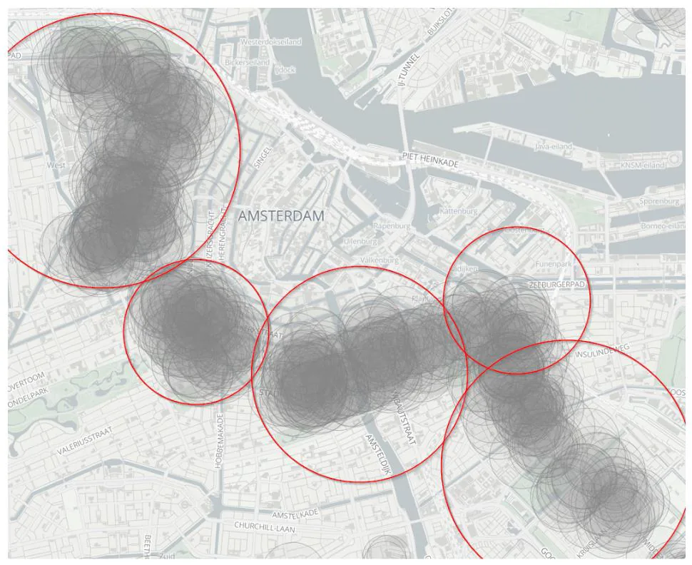 Kaart van Amsterdam met geofences over de gemeten posities